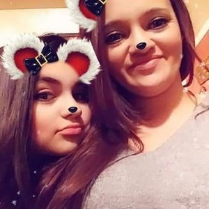 Meet your Posher, Renie